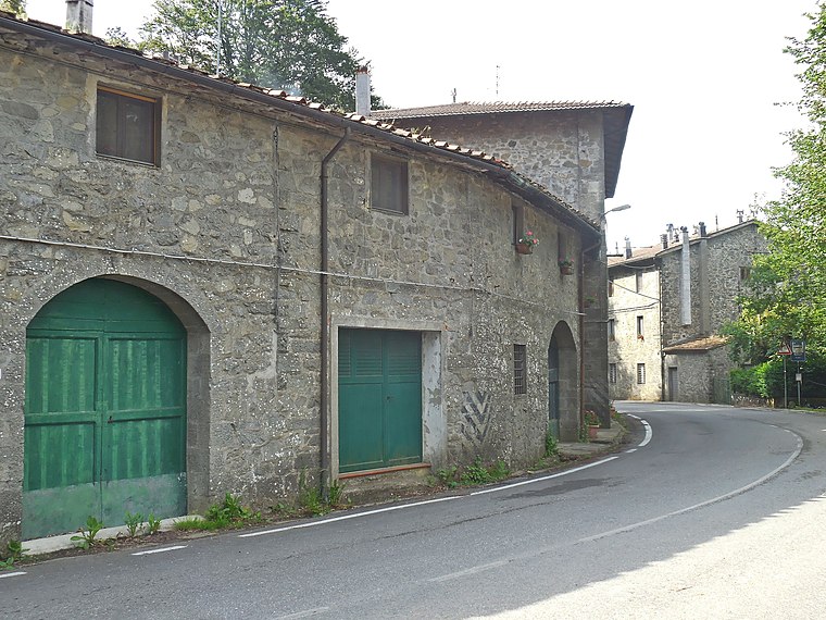 Il borgo di Collina, nell'Appennino pistoiese